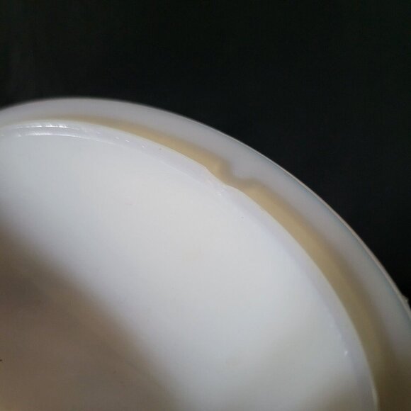 Antique Milk Glass Dresser Vanity Box With Embossed Gold Detailing - Small Hairp - Picture 8 of 9